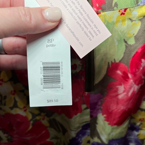 NWT Banana Republic Floral Pencil Skirt size 8P - Picture 7 of 16